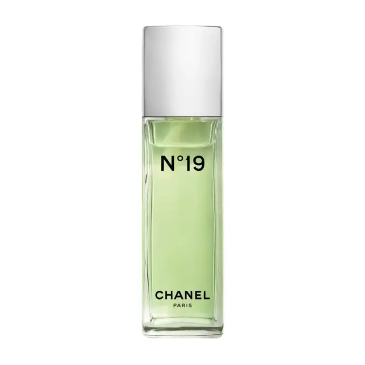 Chanel No 19